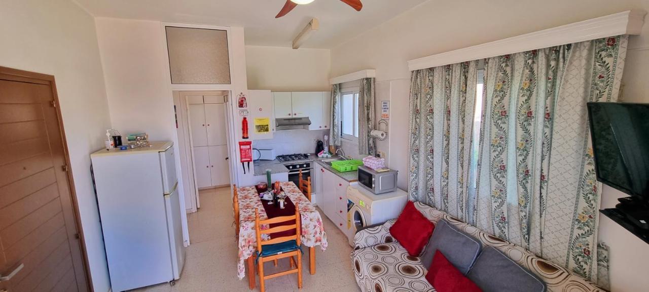Astrofegia Apartments Near The Sea Αγία Μαρίνα Εξωτερικό φωτογραφία